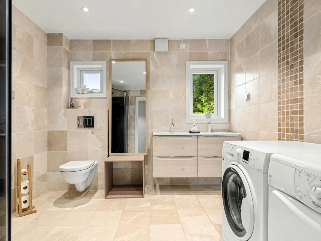 Renovate a Laundry - Standard bath and laundry renovation project